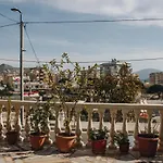 شقة Elti