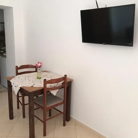 Elti Apartment