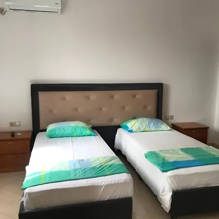 Elti Apartment *