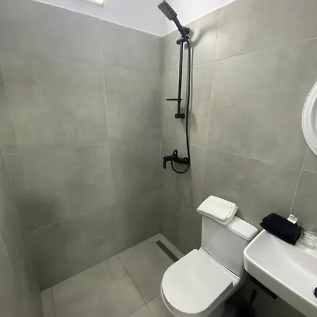 Elti Apartment *