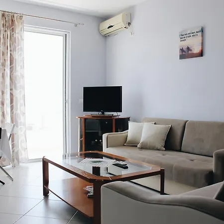 Elti Apartment