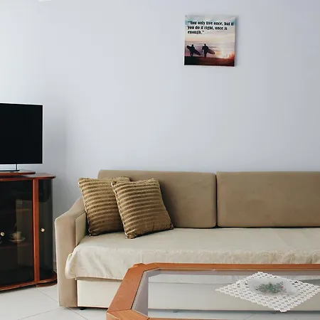 Elti Apartment *