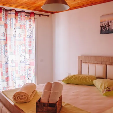 Elti Apartment *